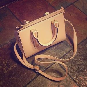 Women’s hand bag small